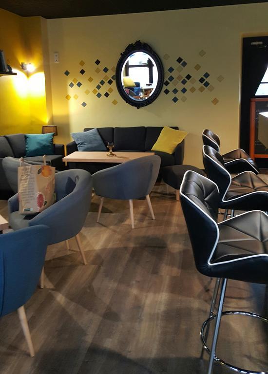 Logis Hotel "Ici M'Aime" Rouvray  Eksteriør billede
