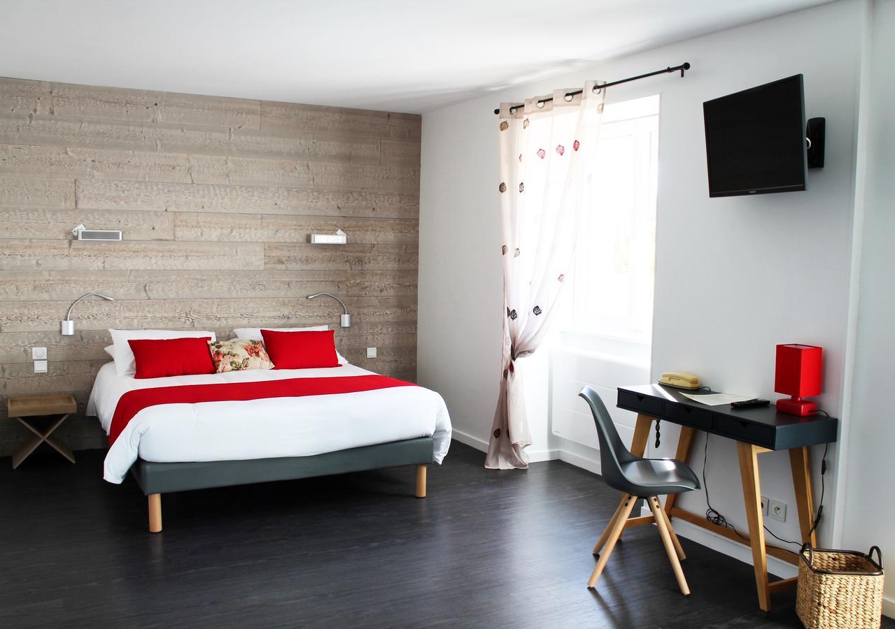 Logis Hotel "Ici M'Aime" Rouvray  Eksteriør billede