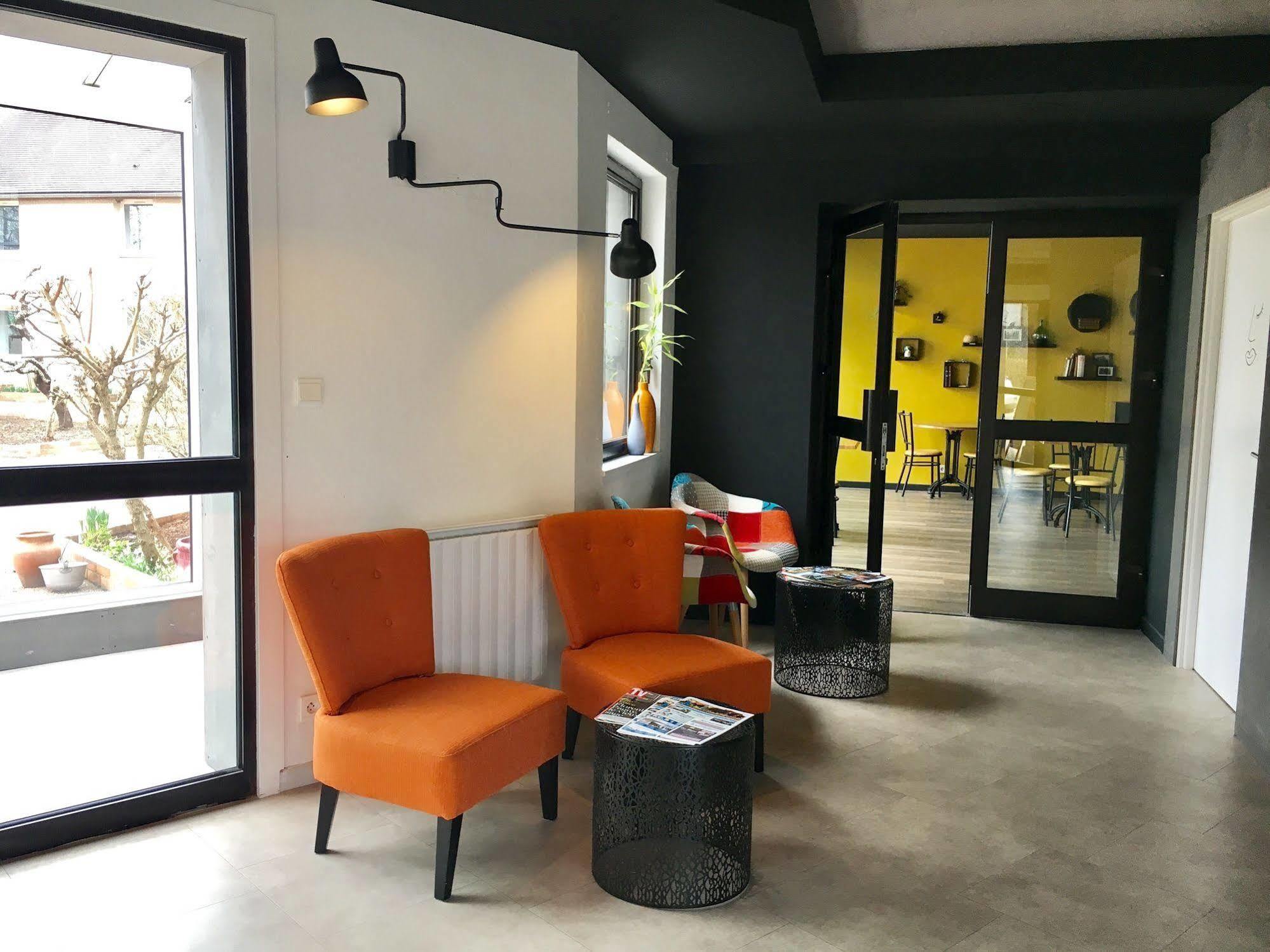 Logis Hotel "Ici M'Aime" Rouvray  Eksteriør billede